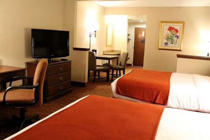 Spark by Hilton Paducah