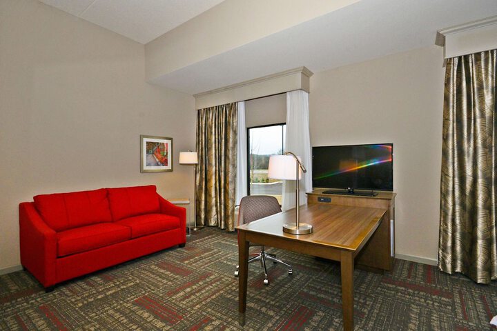 Room 16 of 22