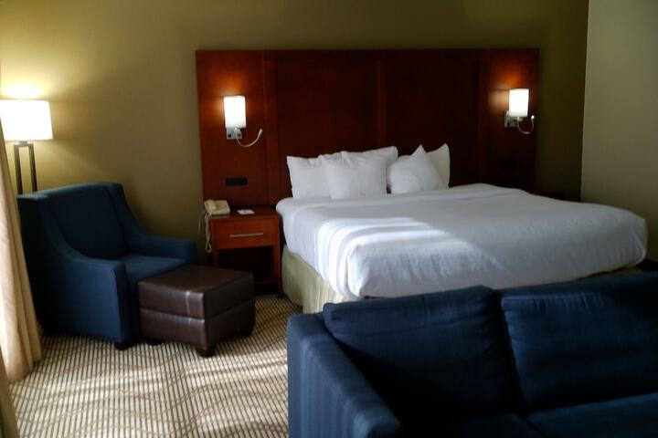 Room 15 of 27