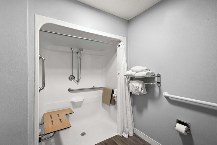 Best Western Fremont / Angola I-80/90 Toll Road