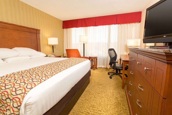 Room 22 of 81