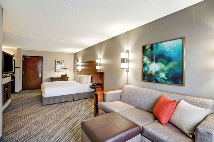 Room 14 of 39