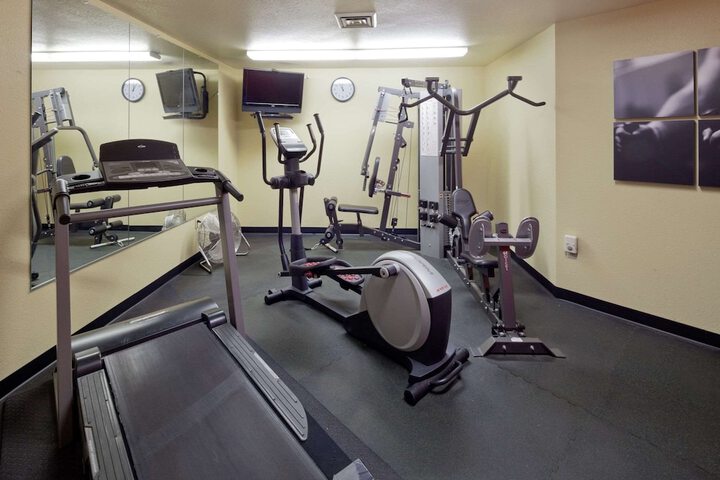 Country Inn & Suites by Radisson Germantown, WI