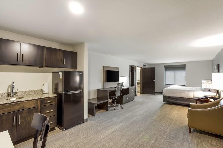 MainStay Suites Logan Ohio-Hocking Hills