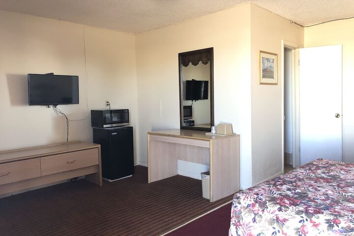 Room 19 of 24