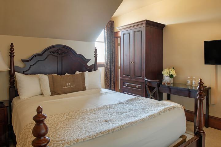 Room 20 of 64