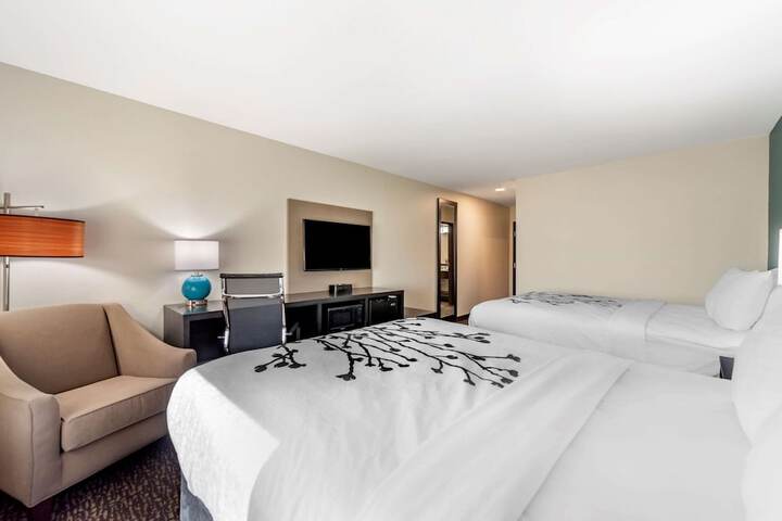 Room 13 of 24