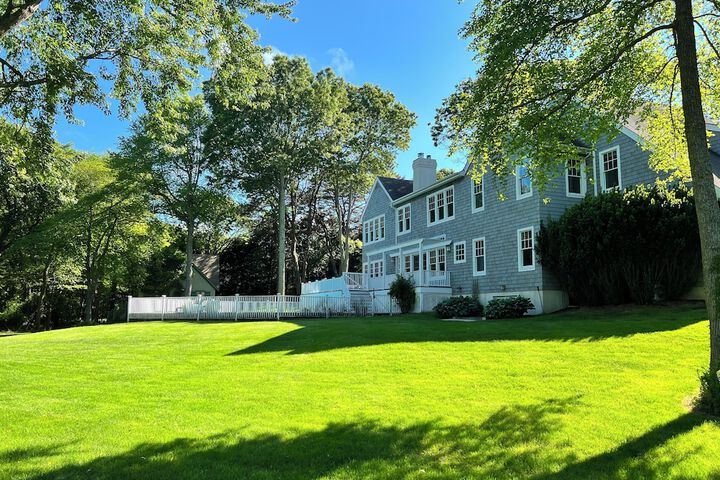 Head of Pond House