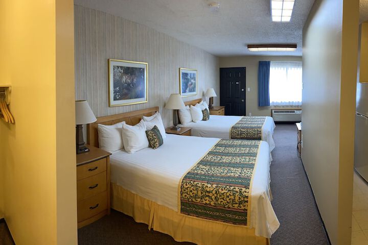 Room 25 of 29