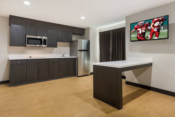 Room 25 of 34