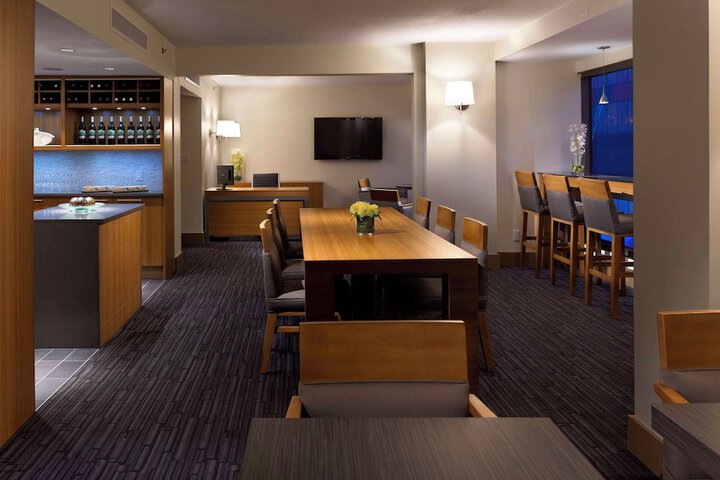 Hyatt Regency Vancouver