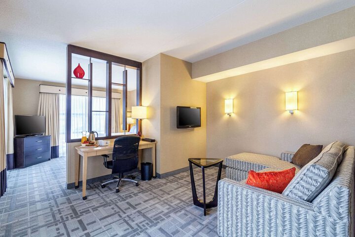 Room 7 of 55