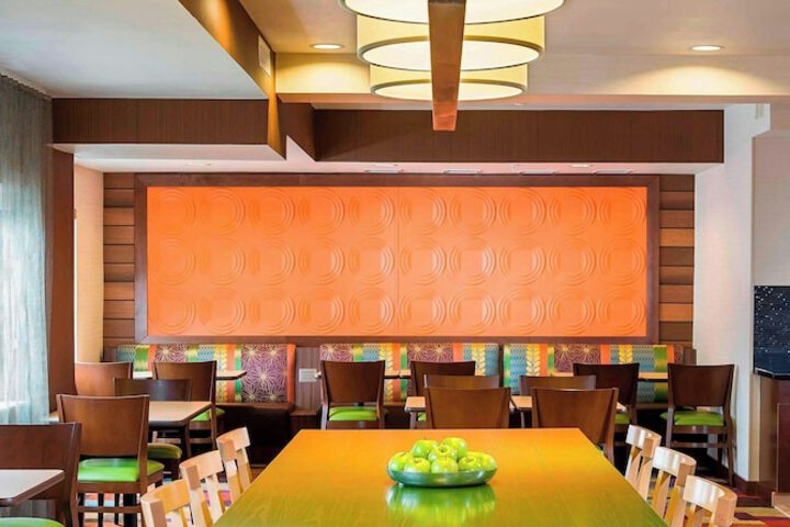 Fairfield Inn & Suites Mansfield Ontario