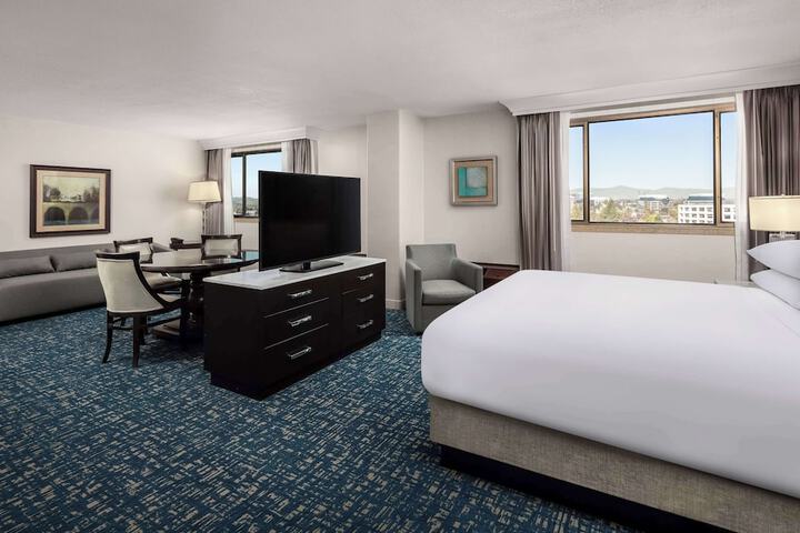 Hilton Concord