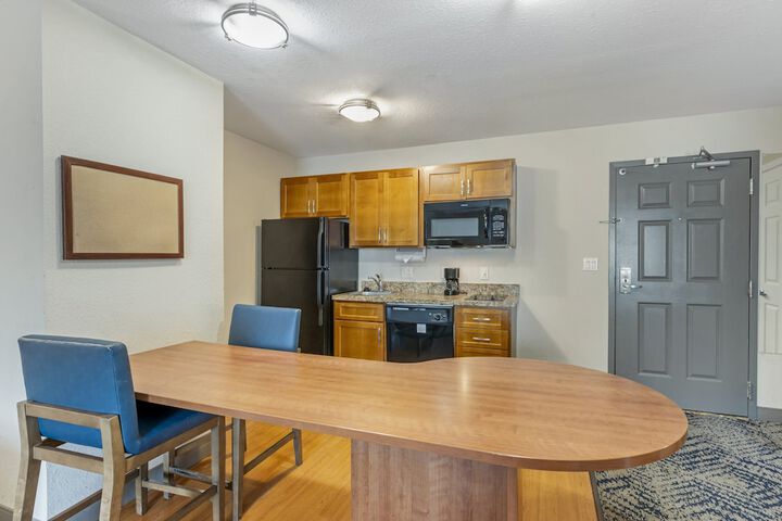 Room 13 of 26
