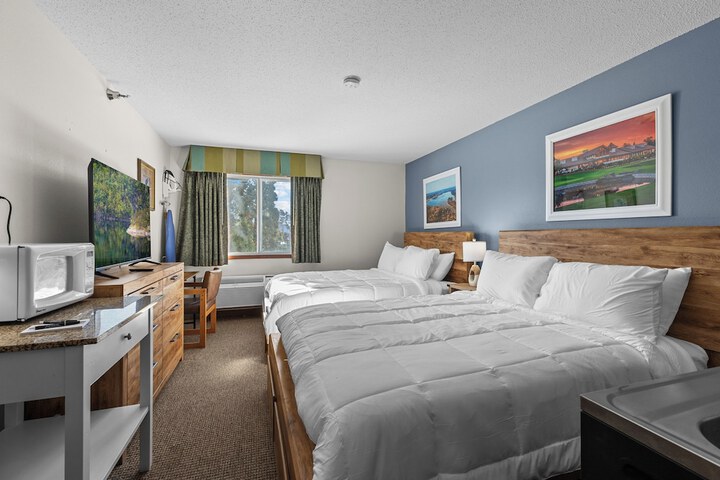 Nisswa Hotel and Suites