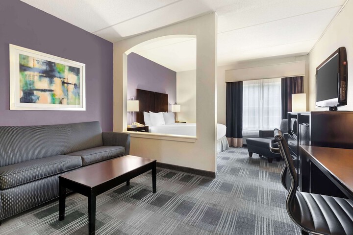 Best Western Hartford Hotel & Suites
