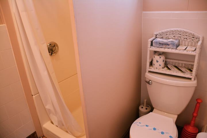 Room 20 of 38