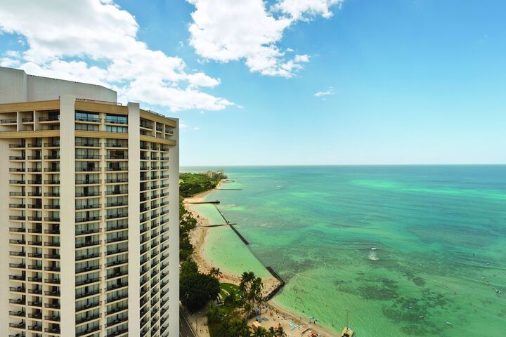 Hyatt Regency Waikiki Beach Resort & Spa
