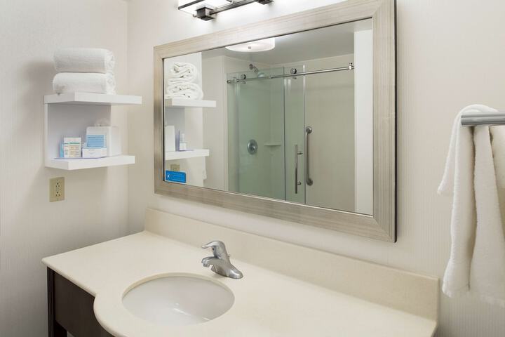 Hampton Inn & Suites by Hilton Halifax - Dartmouth