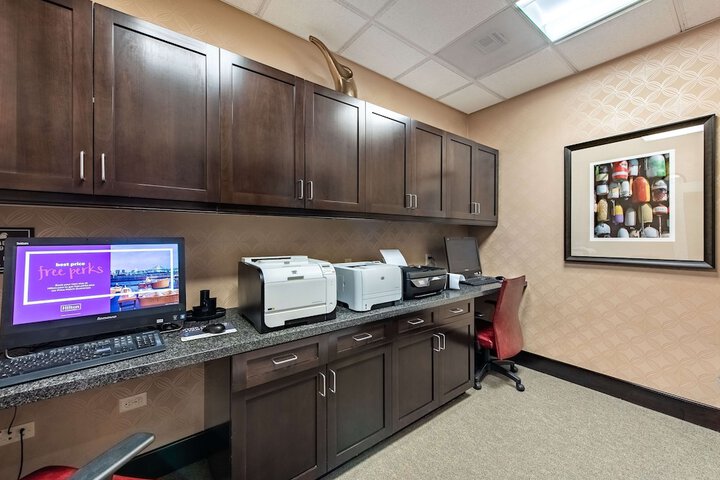 Homewood Suites by Hilton Oxnard / Camarillo
