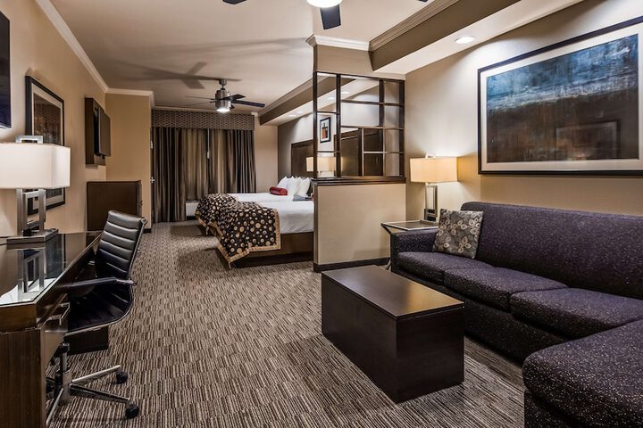 Room 18 of 42