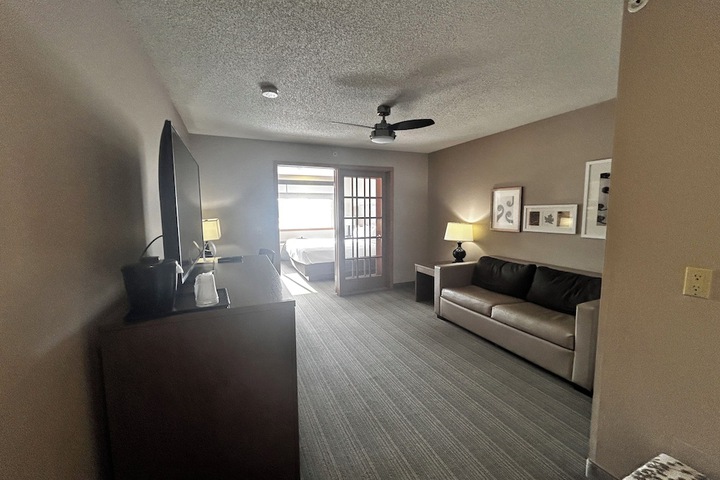 Country Inn & Suites by Radisson Baxter, MN