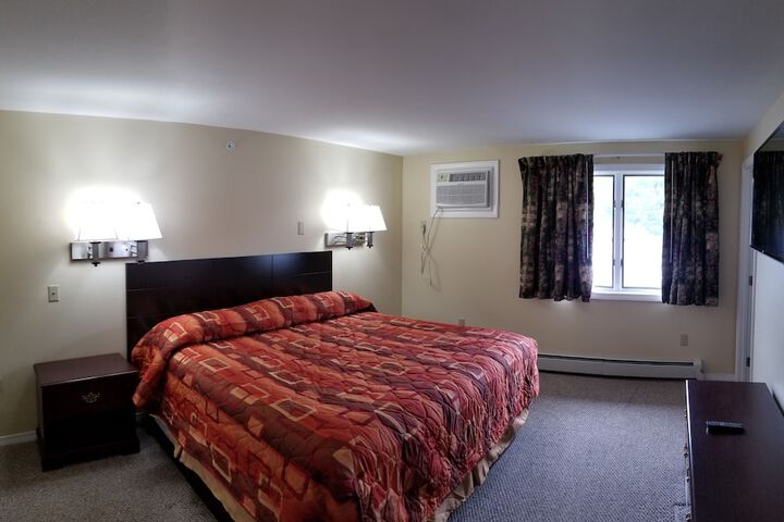 Room 81 of 93