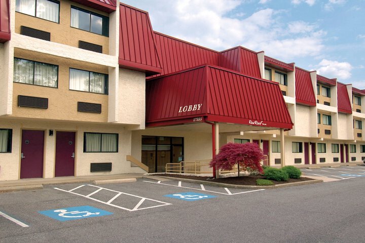 Hotel 2 of 23