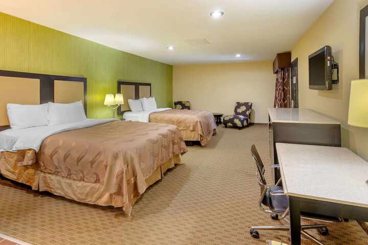Room 27 of 42
