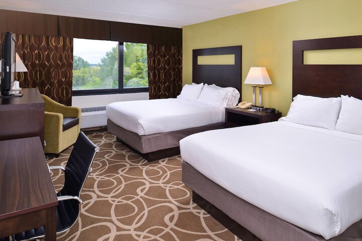 Elimwood Hotel a Ramada by Wyndham
