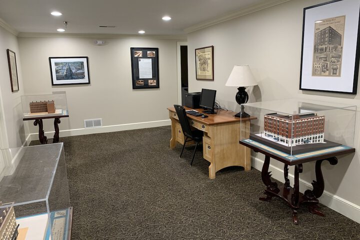Business Center 42 of 44