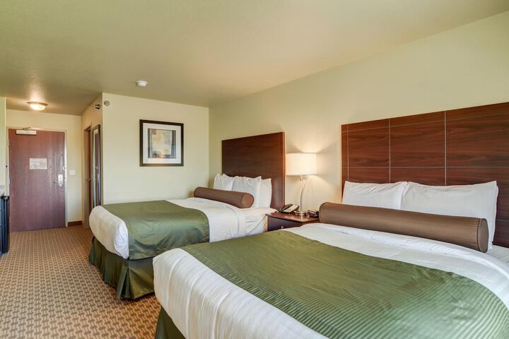 Room 53 of 111