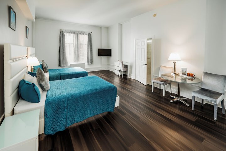 Room 30 of 58