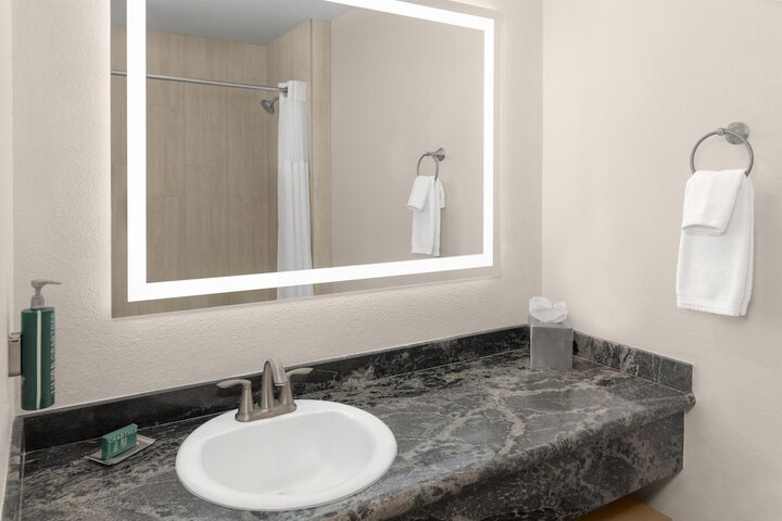 DoubleTree by Hilton Phoenix - Gilbert