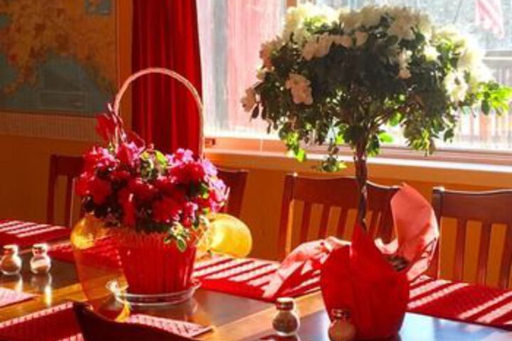Fairbanks Moose Manor B & B
