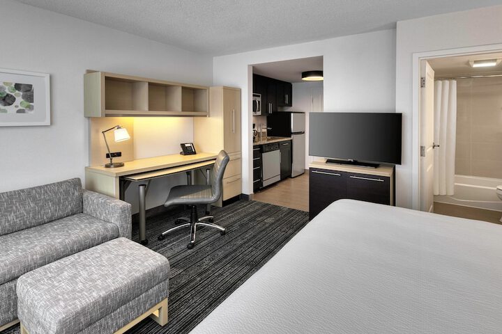 Room 17 of 21