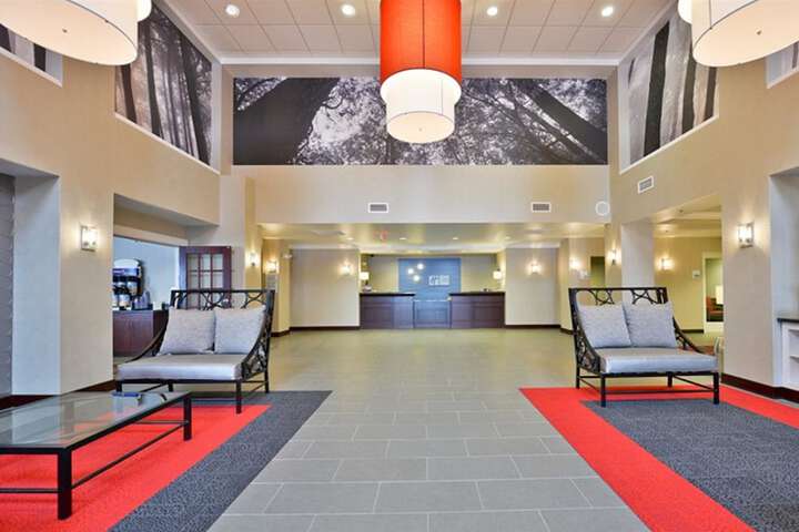 Hotel 4 of 53