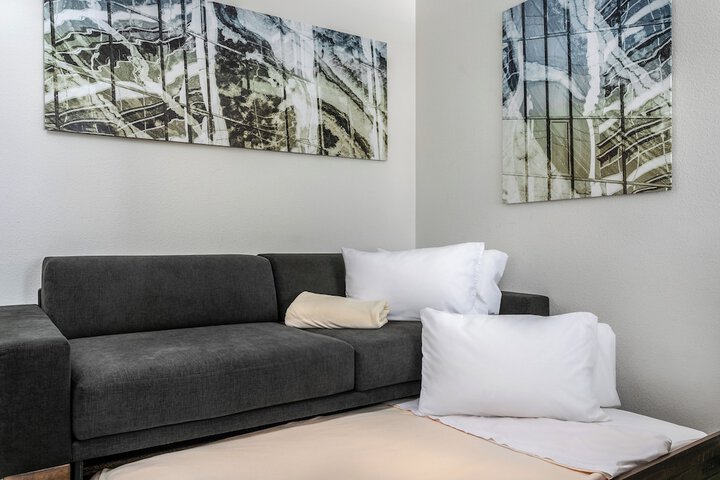 Room 20 of 44