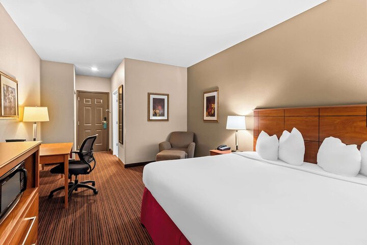 Room 12 of 39
