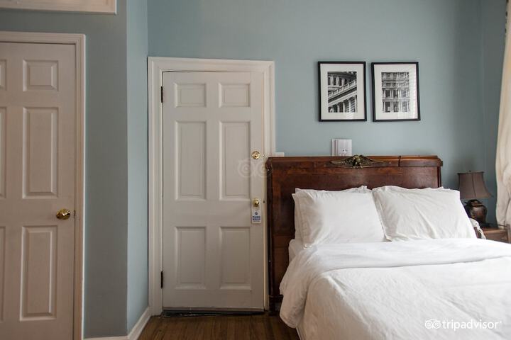 Room 79 of 238