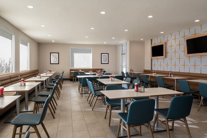 Holiday Inn Ontario by IHG