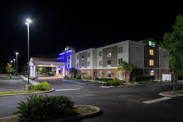 Hotel 9 of 67