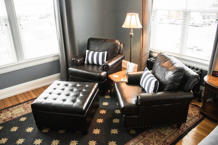 Room 27 of 60
