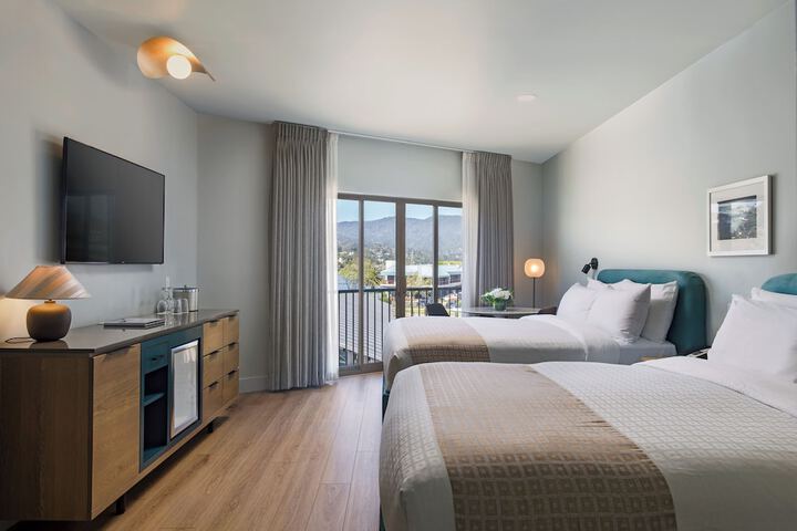 Room 14 of 37