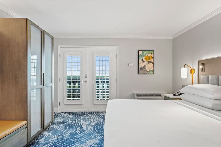 Room 38 of 103
