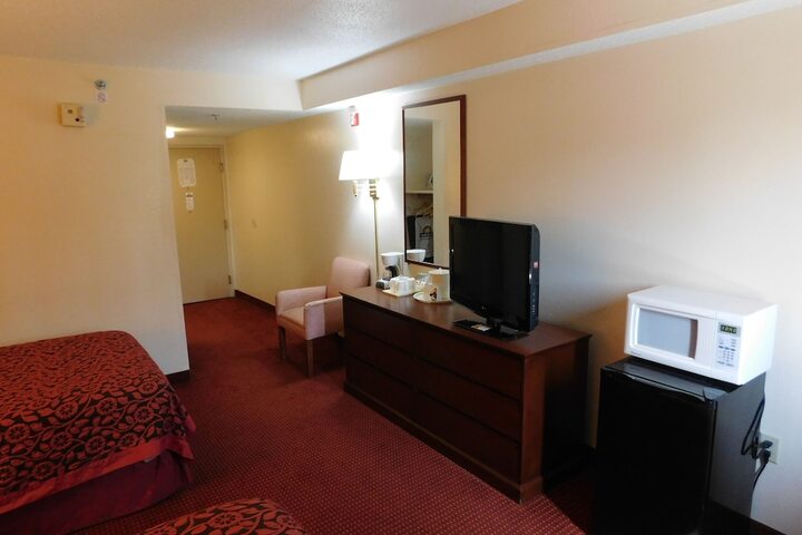 Room 11 of 43