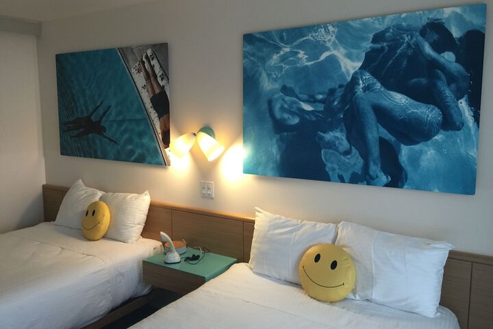 Room 51 of 85