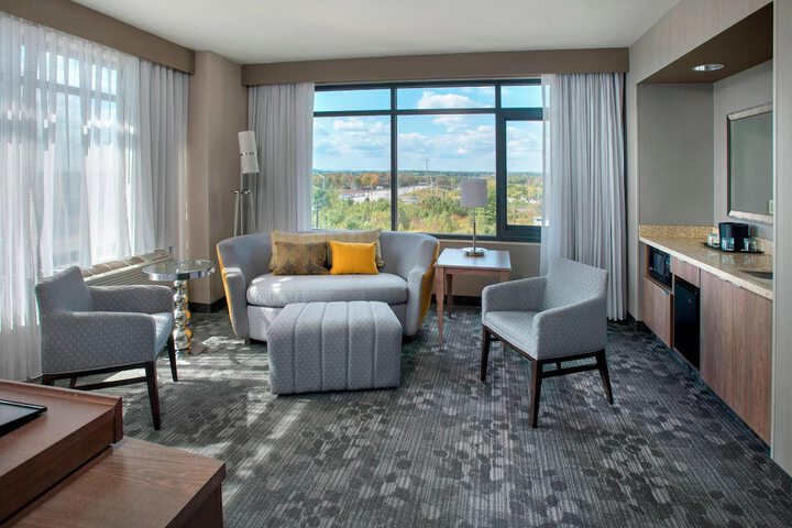 Room 15 of 44