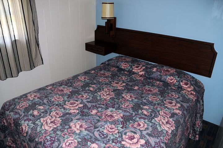 Room 42 of 44